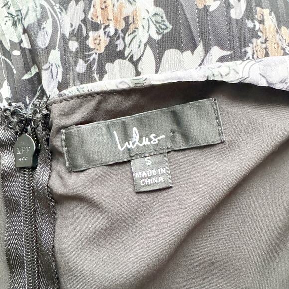 LULUS Pleasing To The Eye Floral Skater Mini Dress Small S - Picture 9 of 11